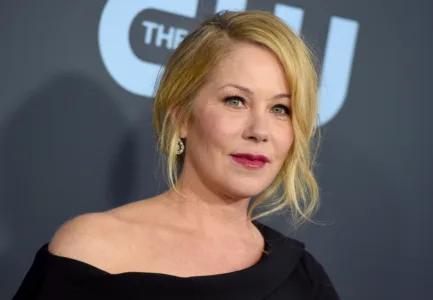 Christina Applegate says her doctor told her she was misdiagnosed with MS